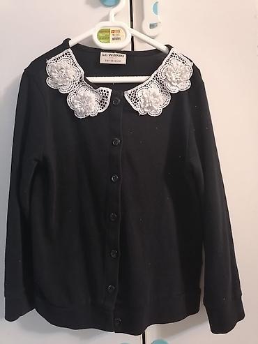 Sviterlər: Подходит на 40-42. Bir az qarın olan adama çox gəşəng — 18