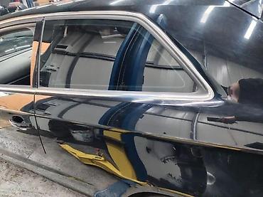 ic lampa: Audi a3 8v zadnje levo staklo 3v zatamljeno . Audi a3 8v zadnje levo — 2