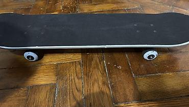 Скейтборды: Skateboard – tam komplekt - Gövdə: İki tərəfi qaldırılmış klassik — 1