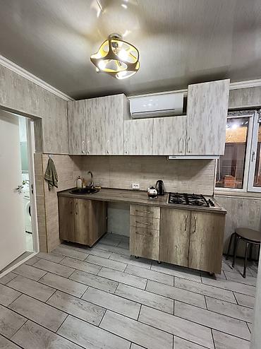 сниму квартиру ош: 60 м², 2 комнаты, ул. Тоголок Молдо / Куренкеева, Семейным — 5