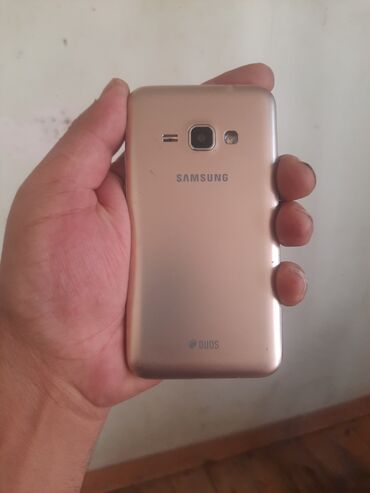 Samsung: Samsung Galaxy J2 2016, 8 GB, rəng - Gümüşü, Sensor, İki sim kartlı