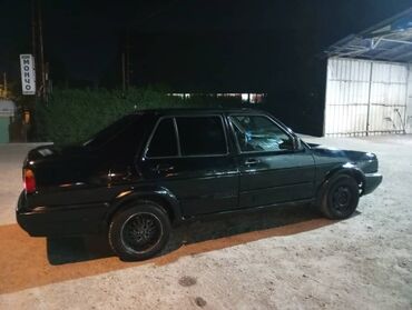 volkswagen vento машина: Volkswagen Jetta: 1991 г., 1.8 л, Механика, Бензин, Седан