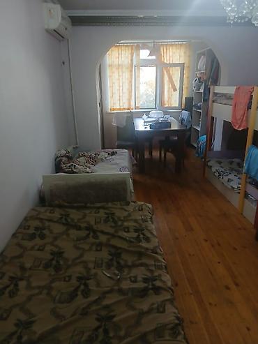 1: Nefciler Metrosuna Yaxln 5 Mərtəbəli Binanln 3 cu Mərtəbəsində orta — 2