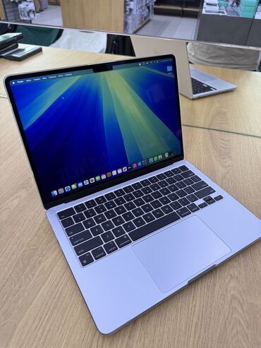чехол 16 про: Ноутбук, Apple, 16 ГБ ОЗУ, Apple M2, 13.5 ", Новый, Для несложных задач, память SSD