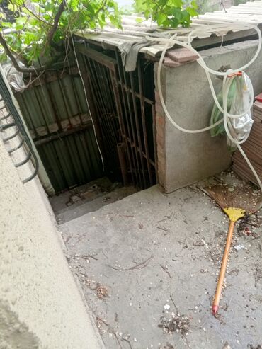 Köhnə tikili: Bakı, 2-ci mikrorayon, 3 otaqlı, Köhnə tikili, m. Memar Əcəmi, 65 kv. m — 10