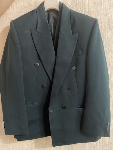 пиджаки мужские: Продаю зеленые двубортные клубные пиджаки, в наличии 2 шт, новые