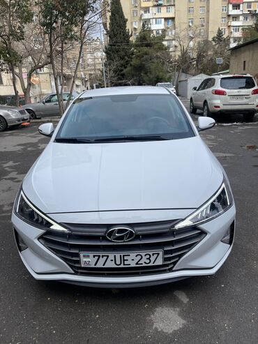 Hyundai: Hyundai Avante: 1.6 l | 2019 il Sedan