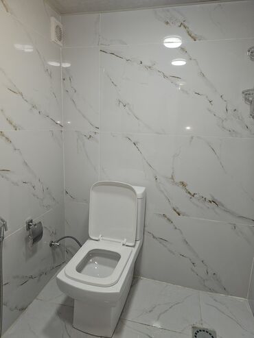 Otaqların uzunmüddətli kirayəsi: Kirayə üçün kiçik studiya tipli otaq. Xüsusiyyətlər: - Açıq mətbəx — 15