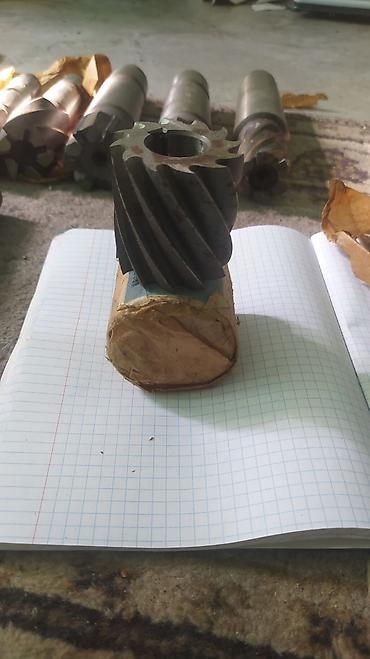 Наборы инструментов: ФРЕЗЫ Концевые и ФРЕЗЫ отрезные. Фрезы имеют различные формы и — 13