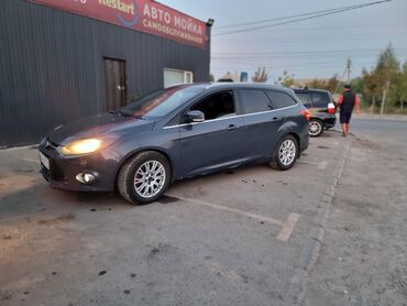 форд фокус хетчбэк: Ford Focus: 2014 г., 2 л, Робот, Бензин, Универсал