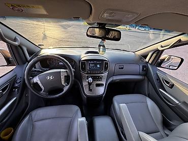 пассо: Hyundai H-1: 2019 г., 2.5 л, Автомат, Дизель, Минивэн — 10
