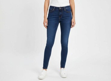 jeansy z dziurami zara: Jeansy damskie, rozmiar XS
