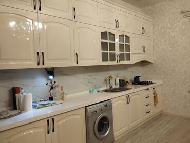 Otel, kafe, restoranlar: Salam.Ev,ofis,obyekt,bağ evlərinin təmizlik işine gedirem qiymet