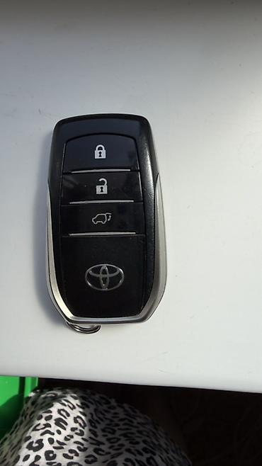 Смарт-ключ (брелок) Toyota Land Cruiser 200 /Тойота Ленд Крузер 200