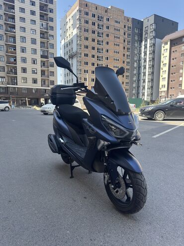 купить мотоцикл для детей 12 лет на бензине: Макси скутер Yamaha, 180 куб. см, Бензин, Жаңы