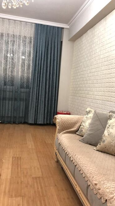 20ci sahe kiraye: Salam bu Evimiz xirdalandadi 2 otaqdır kirayə verilir her seyide