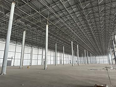 помещение для склада: 2500 м², С высокими потолками — 1