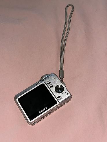 micro cd: ПРОДАЮ Б/У компактную цифровую камера Sony Cyber-shot DSC-S750 — 1