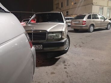 Mercedes-Benz: Mercedes-Benz 190 (W201): 2 l | 1991 il Sedan — 5