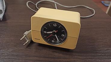 pokloni za vaspitacice: KRUPS električni budilnik – Type 672 - Mehanički analogni sat sa — 1