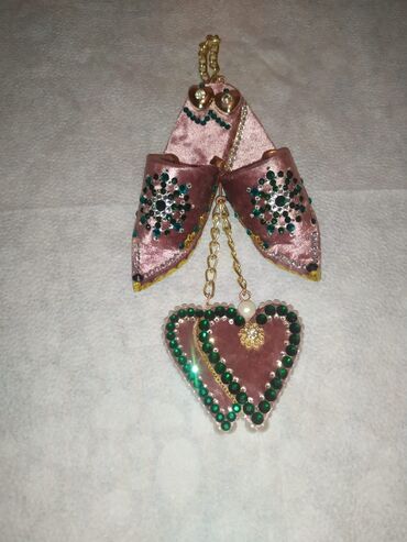 детский костюм ангела: Bəzəkli avtomobil və ya ev asma aksesuarı - Material: məxmər əsas