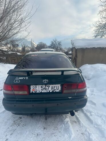 Toyota: Toyota Carina: 1993 г., 1.6 л, Механика, Бензин, Хэтчбэк