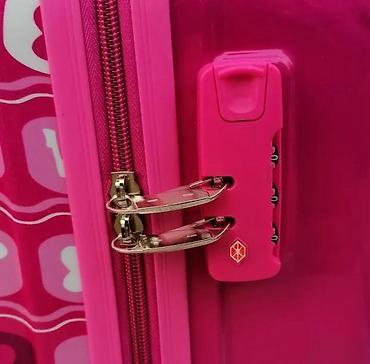 Rančevi, torbe i koferi: Dečji kofer sa likom Minnie Mouse - Dizajn: jarko roze sa motivom — 3