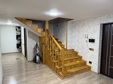 Yeni tikili: 4 otaqlı, Yeni tikili, 135 kv. m — 2