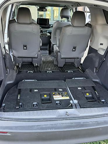 спринтер сена: Toyota Sienna: 2020 г., Минивэн — 9