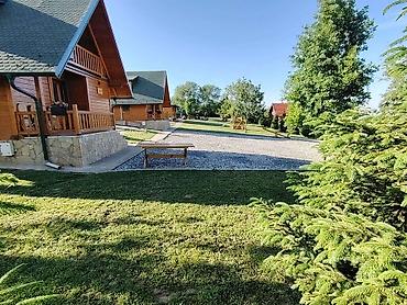 Kuće na prodaju: Na prodaju turistički kompleks sa 5 brvnara različitih struktura — 25