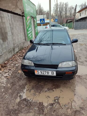 Suzuki: Suzuki Swift: 1992 г., 1.6 л, Механика, Бензин, Седан