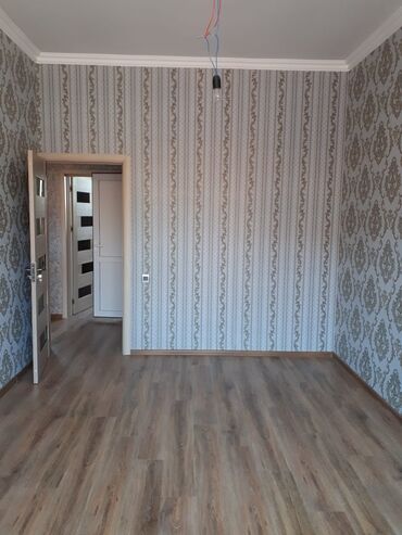 Həyət evləri və villaların satışı: Binəqədi qəs. 3 otaqlı, 85 kv. m, Kredit yoxdur, Yeni təmirli