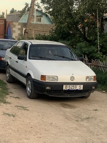 hyundai h 1: Volkswagen Passat: 1989 г., 1.8 л, Механика, Бензин, Седан