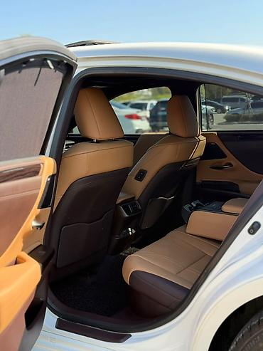 Lexus: Lexus ES: 2022 г., Гибрид, Седан — 11