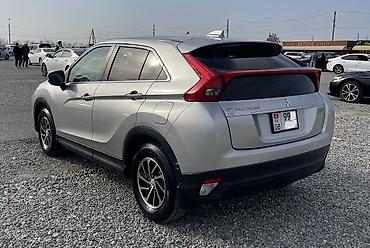 Mitsubishi: Mitsubishi Eclipse: 2019 г., 1.5 л, Вариатор, Бензин, Кроссовер — 3