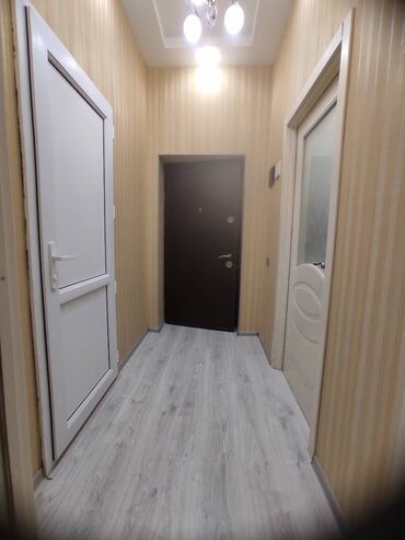 Yeni tikili: 8-ci kilometr, 2 otaqlı, Yeni tikili, m. Qara Qarayev, 45 kv. m — 12