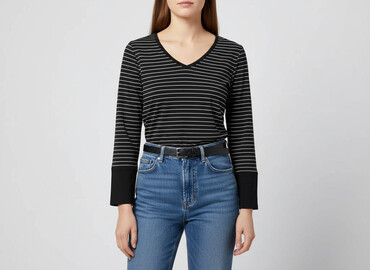 bluzki z dużym dekoltem plus size: Жіноча блуза, розмір M