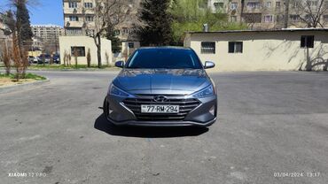 hyundai öluxana: Hyundai Elantra: 2 l | 2019 il Sedan
