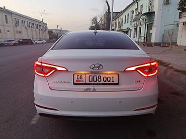 elantra 2017: Hyundai Sonata: 2017 г., 2 л, Автомат, Газ, Седан — 3