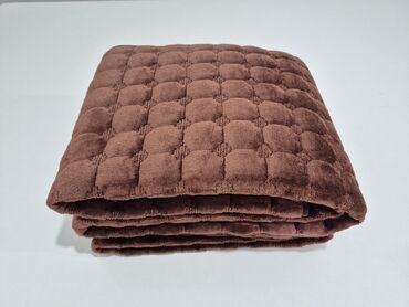 Prekrivači za nameštaj: Neklizajući, Višenamenski — 1