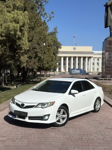 Toyota: Toyota Camry: 2014 г., 2.5 л, Автомат, Бензин, Седан