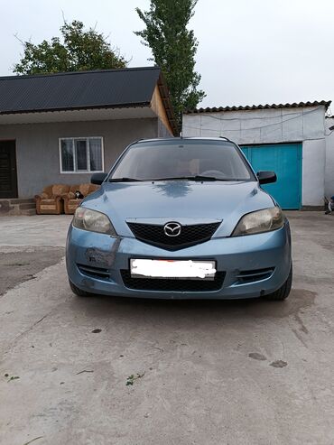 авто пульт: Mazda Demio: 2004 г., 1.3 л, Механика, Бензин, Седан