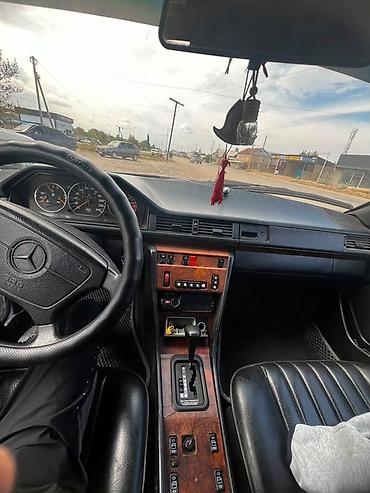 Продажа авто: Mercedes-Benz E-Class: 1995 г., 2.2 л, Автомат, Бензин, Седан — 5