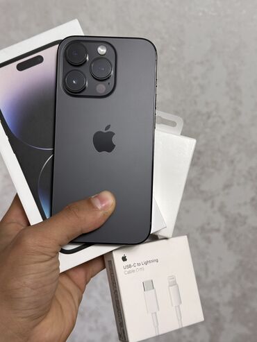покупка телефона: IPhone 14 Pro, Б/у, 128 ГБ, Черный, Зарядное устройство, Защитное стекло, Чехол, 86 %