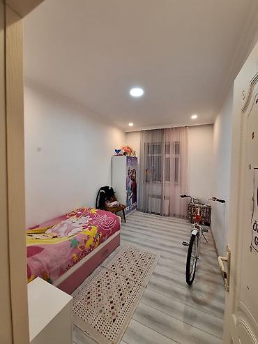 bileceri kiraye evler: 5 otaqlı mənzil – geniş və işıqlı - Zal: Mərmərə bənzər dekorativ — 6