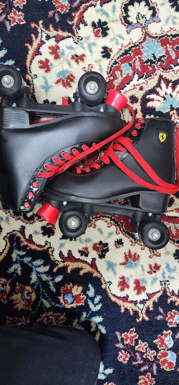 Roliklər: Orijinal Mesuca Roller Skate Ferrari Edition. 38 Ayaq Razmeri,Çəki 60 — 2