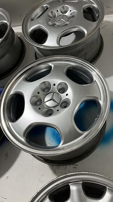 Mercedes-Benz orijinal yüngül lehimli disklər (Rims) - Model lalafo.az -da Mercedes-Benz orijinal yüngül lehimli disklər (Rims) - Model