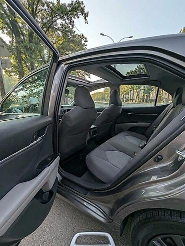 camry 55 exclusive: Toyota Camry: 2020 г., 2.5 л, Вариатор, Гибрид, Седан — 8