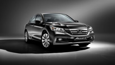 продаю или меняю на недвижимость: Куплю хонду аккорд за евро