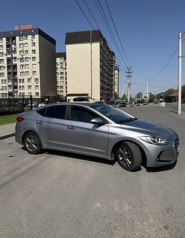 полик спарк: Hyundai Elantra: 2017 г., 2 л, Автомат, Бензин, Седан — 2